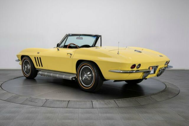 Chevrolet Corvette 1966 image number 13