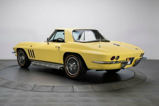 Chevrolet Corvette 1966 image number 15