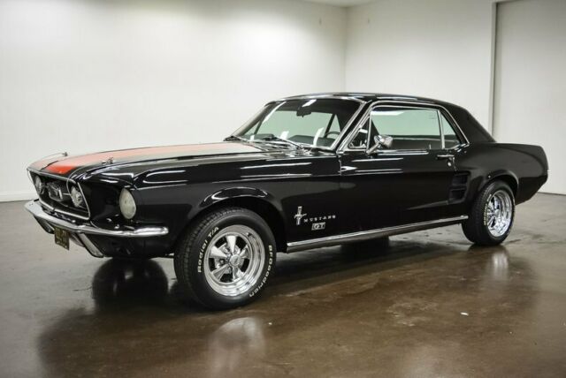 Ford Mustang 1967 image number 2