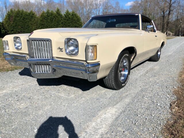 Pontiac Grand Prix 1971 image number 26