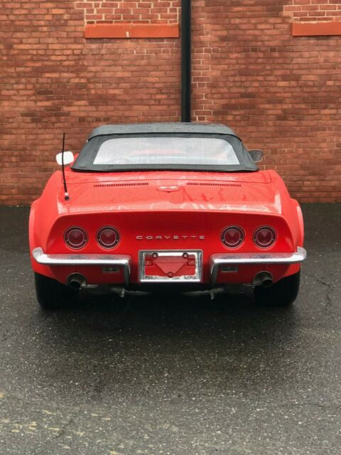 Chevrolet Corvette 1968 image number 17