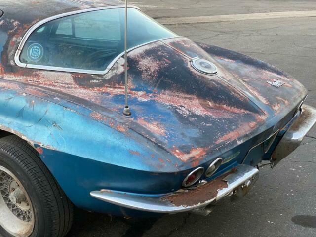 Chevrolet Corvette 1966 image number 18