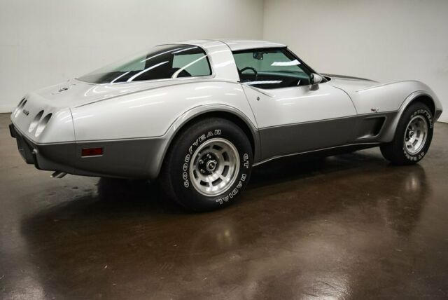 Chevrolet Corvette 1978 image number 29