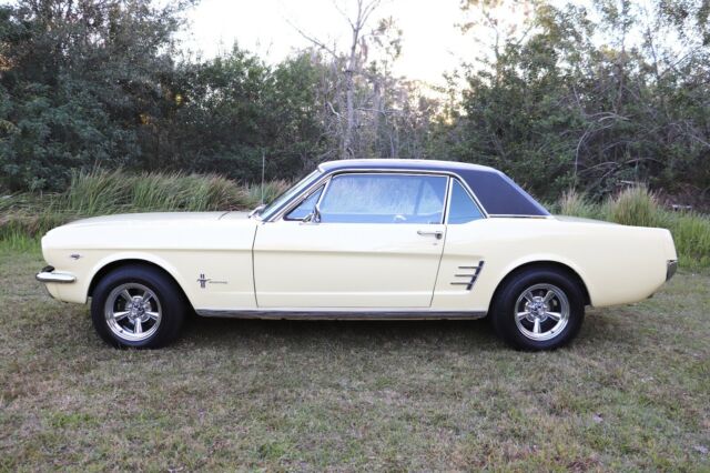 Ford Mustang 1966 image number 1