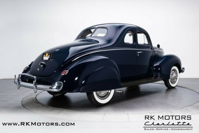 Ford Coupe 1940 image number 24