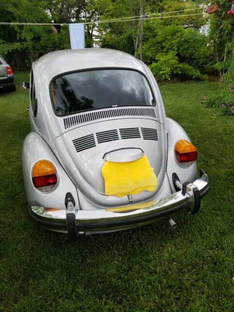 Volkswagen Beetle 1977 image number 22