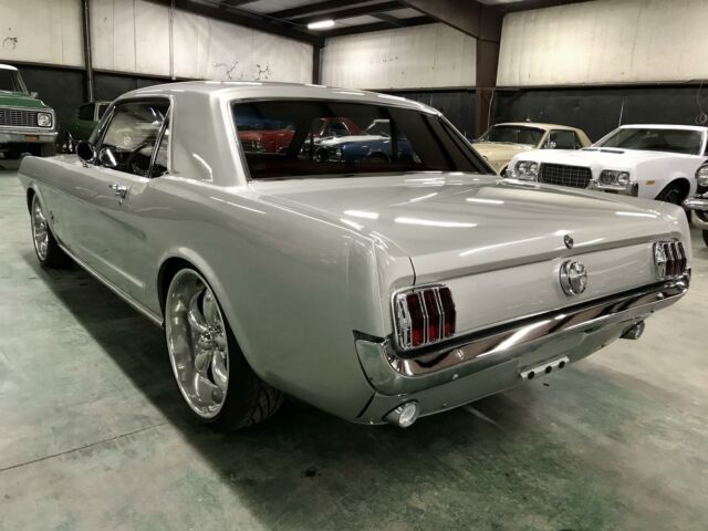 Ford Mustang 1966 image number 2