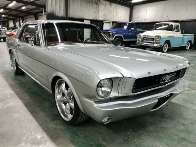 Ford Mustang 1966 image number 30