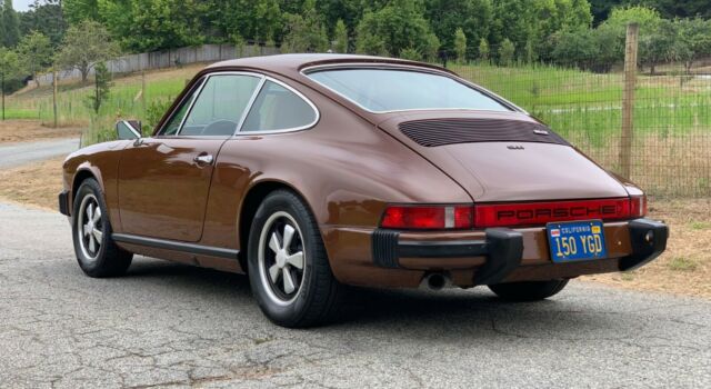 Porsche 911 1974 image number 1