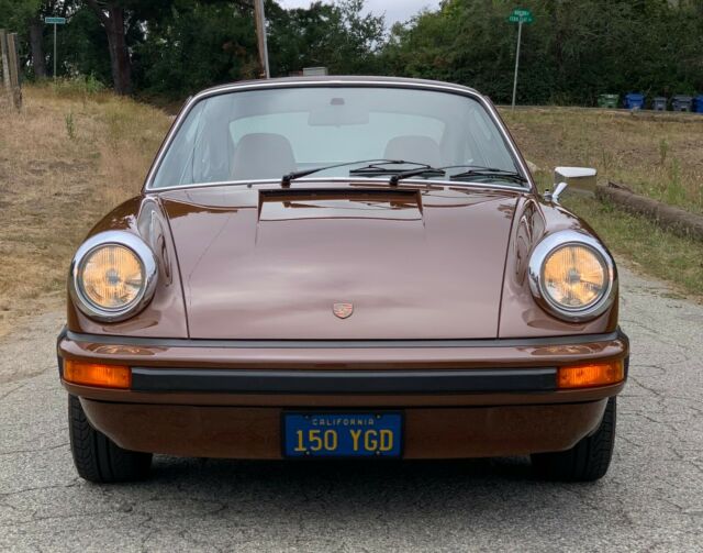 Porsche 911 1974 image number 2