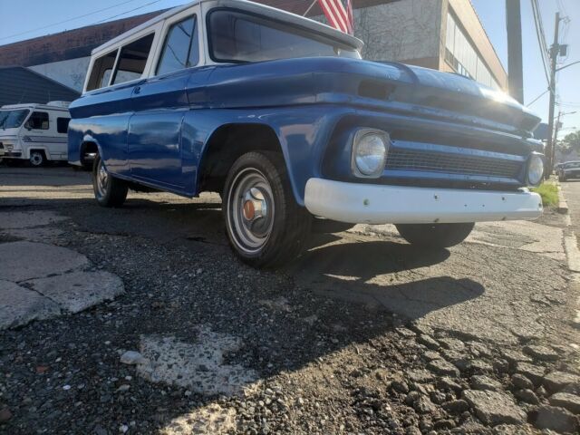 Chevrolet Suburban 1966 image number 26