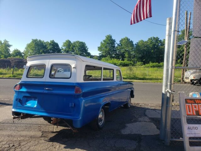 Chevrolet Suburban 1966 image number 35