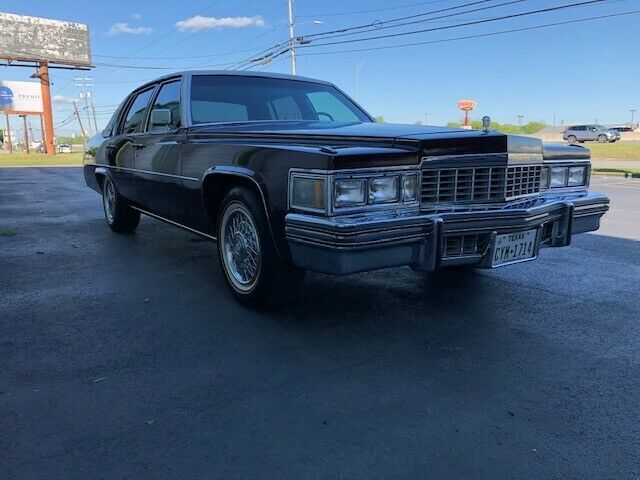 Cadillac DeVille 1977 image number 17