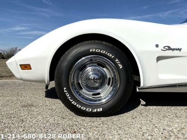 Chevrolet Corvette 1974 image number 29