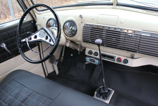 Chevrolet 3100 Pickup 1949 image number 36