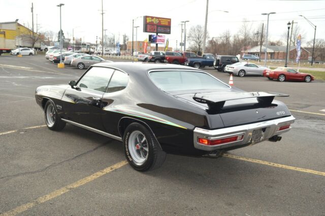 Pontiac GTO 1970 image number 2