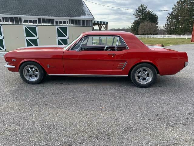 Ford Mustang 1966 image number 17