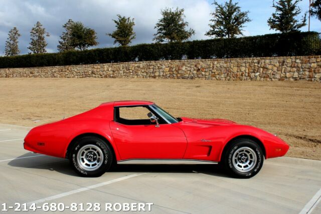 Chevrolet Corvette 1976 image number 43