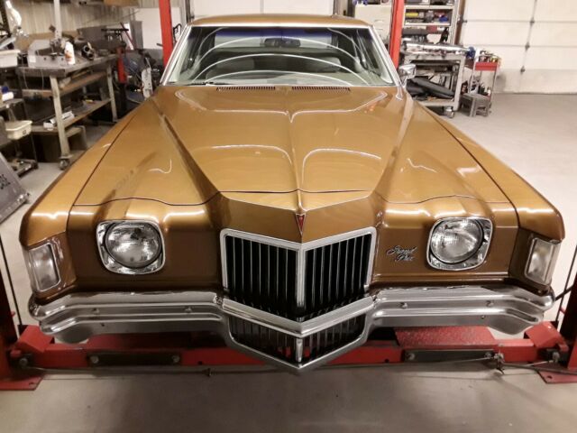 Pontiac Grand Prix 1971 image number 4