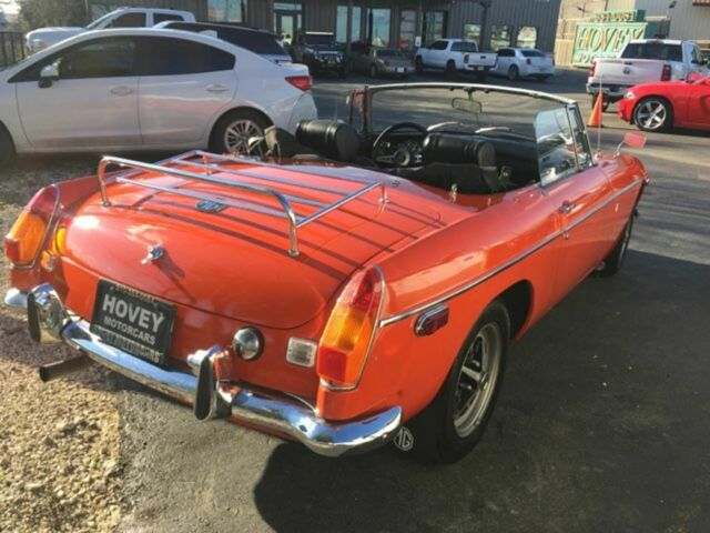 MG MGB 1971 image number 5