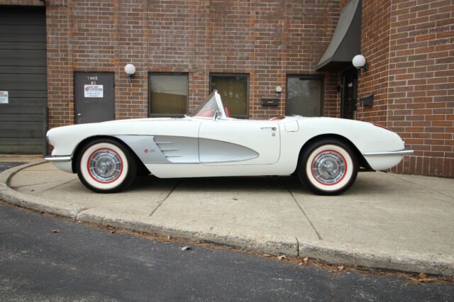 Chevrolet Corvette 1958 image number 1