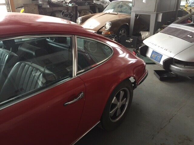 Porsche 911 1971 image number 20