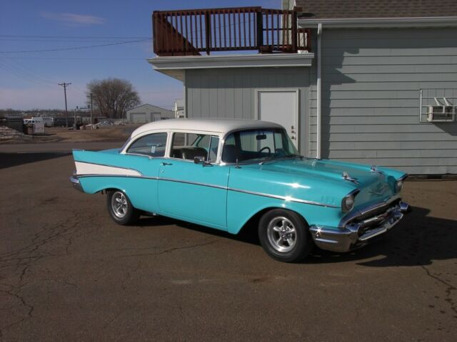 Chevrolet Bel Air/150/210 1957 image number 1