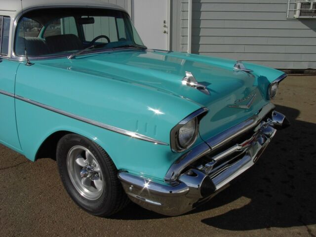 Chevrolet Bel Air/150/210 1957 image number 14