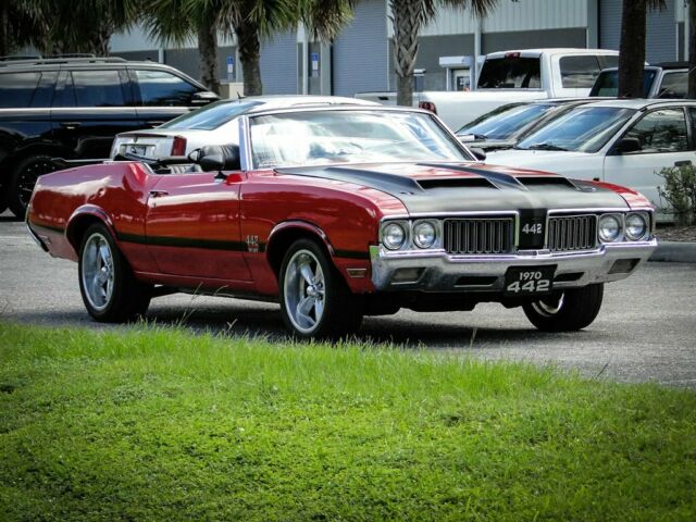 Oldsmobile Cutlass 1970 image number 10