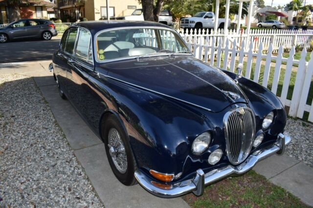 Jaguar 3.8S 1965 image number 19