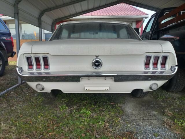 Ford Mustang 1968 image number 19