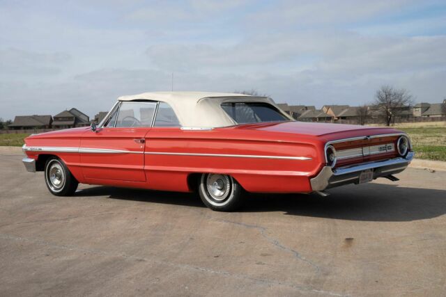 Ford Galaxie 1964 image number 14