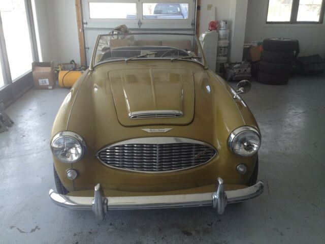 Austin Healey 100-6 1957 image number 23