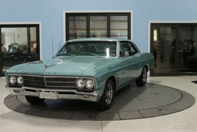 Buick Skylark 1966 image number 0