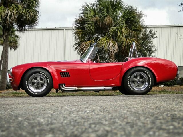 AC Cobra 1967 image number 28