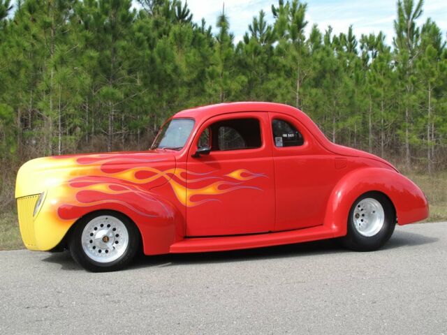 Ford Coupe 1939 image number 1