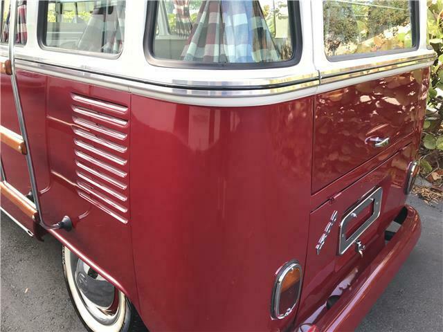 Volkswagen Bus/Vanagon 1970 image number 21