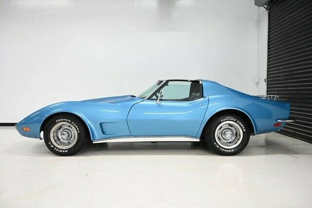 Chevrolet Corvette 1973 image number 1