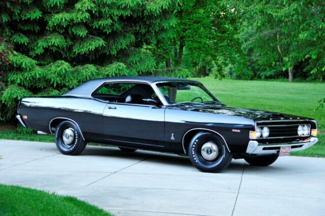 Ford Fairlane Cobra 1969 image number 2