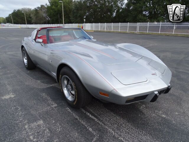 Chevrolet Corvette 1977 image number 10