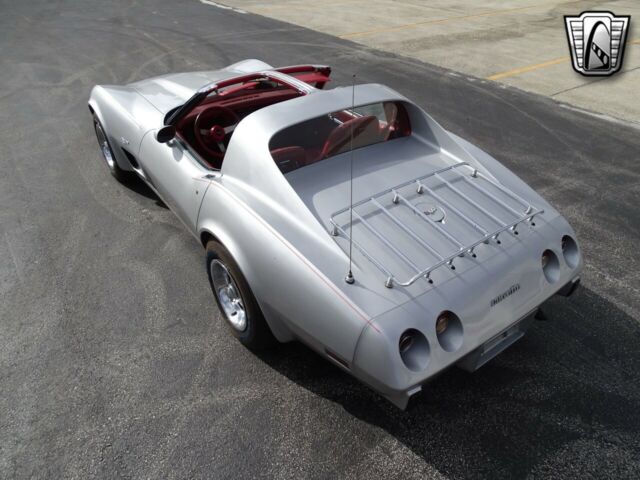 Chevrolet Corvette 1977 image number 6