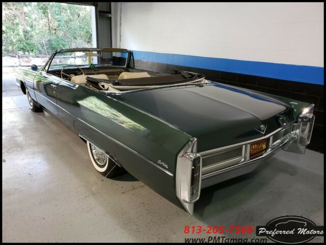 Cadillac DeVille 1965 image number 2