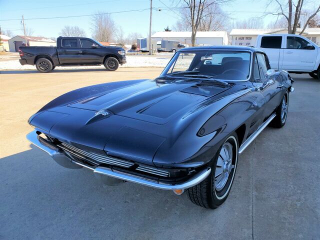 Chevrolet Corvette 1964 image number 1