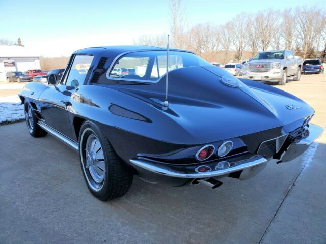 Chevrolet Corvette 1964 image number 12