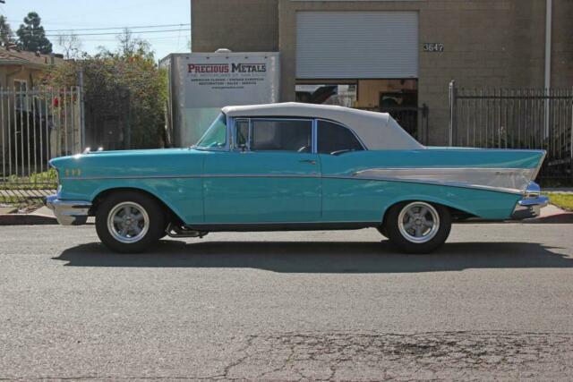 Chevrolet Bel Air/150/210 1957 image number 2