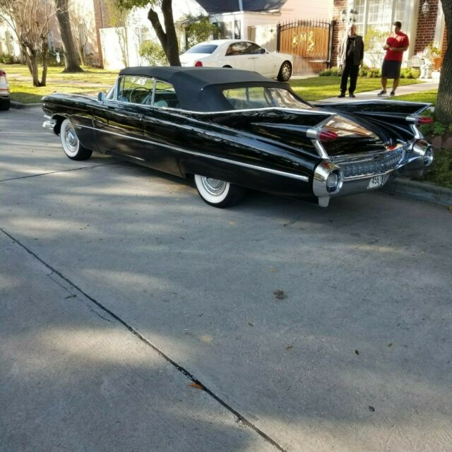 Cadillac DeVille 1959 image number 18