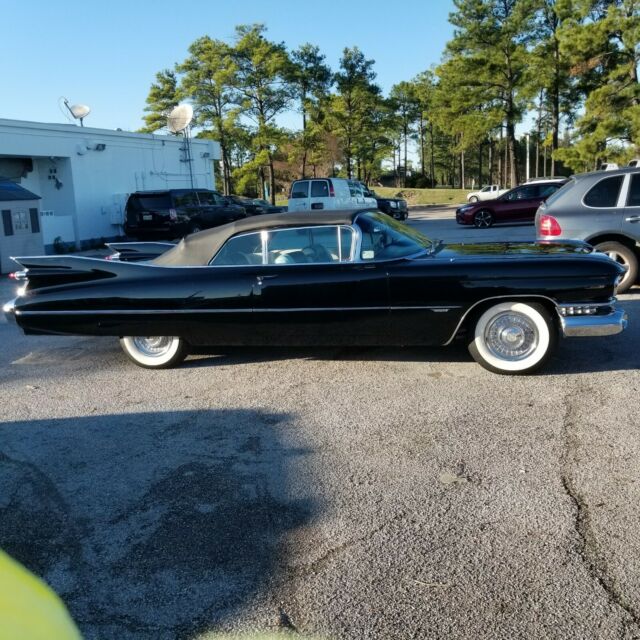 Cadillac DeVille 1959 image number 28