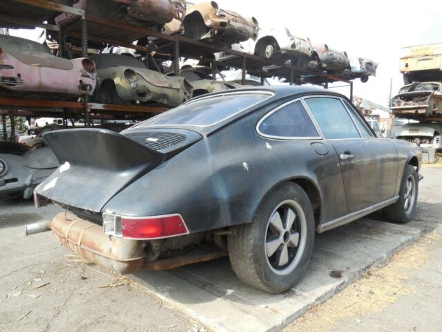 Porsche 911 1972 image number 22