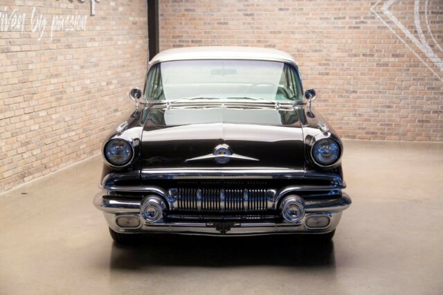 Pontiac Star Chief 1957 image number 1