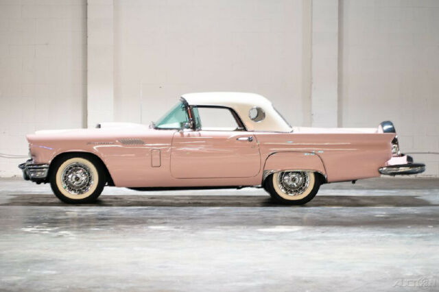 Ford Thunderbird 1957 image number 1